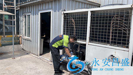 北京水冷機(jī)罷工 緊急維修專(zhuān)線24h接單 省電35%實(shí)測(cè)
